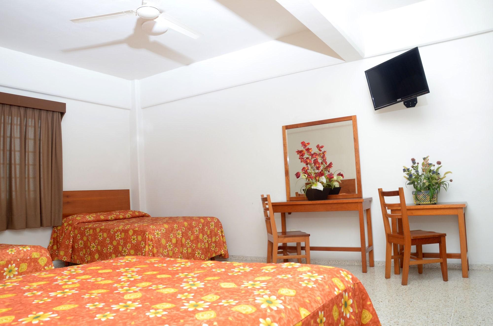 Hotel Delfines - A 2 Calles Del Acuario Veracruz Luaran gambar