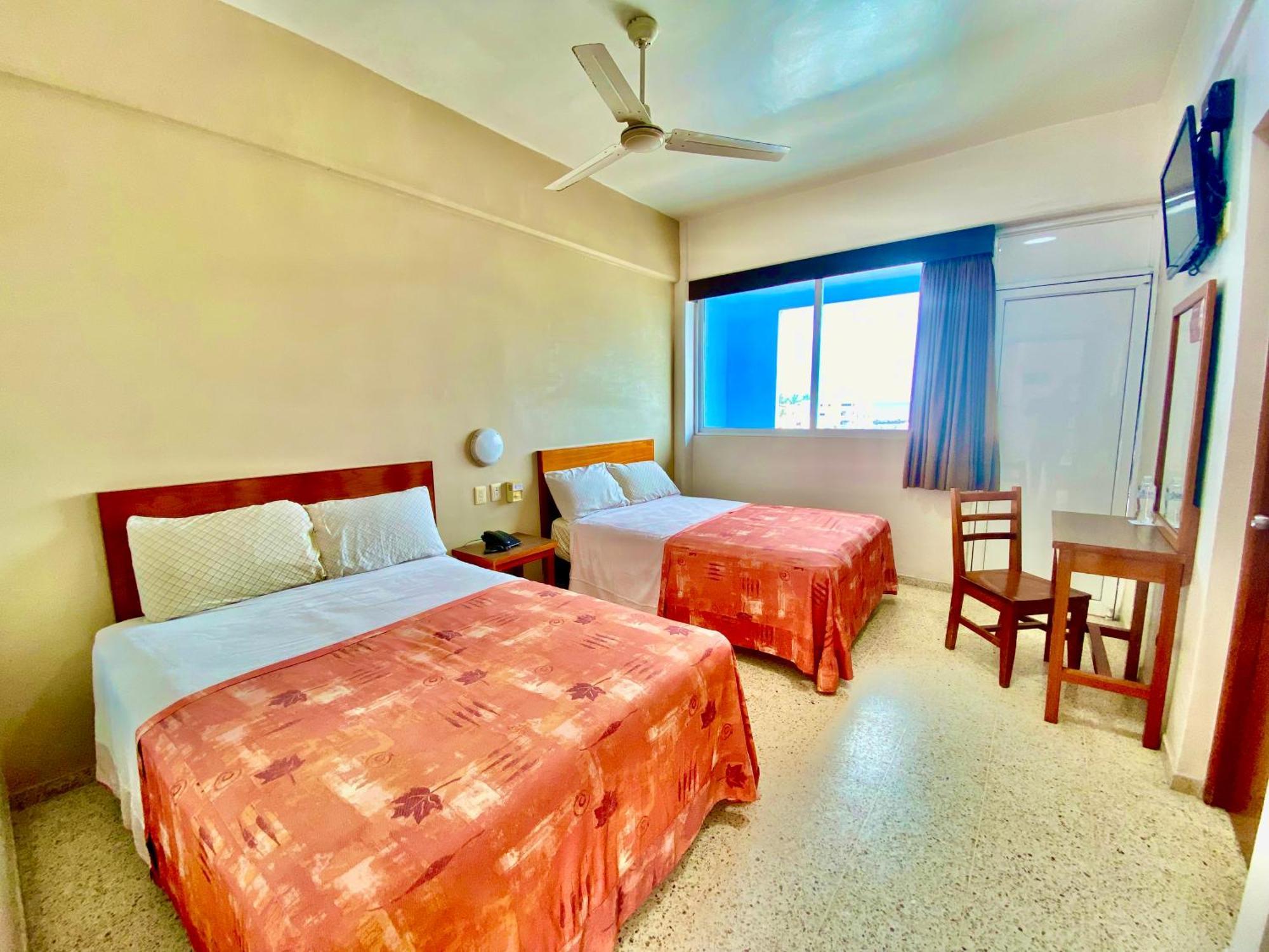 Hotel Delfines - A 2 Calles Del Acuario Veracruz Luaran gambar