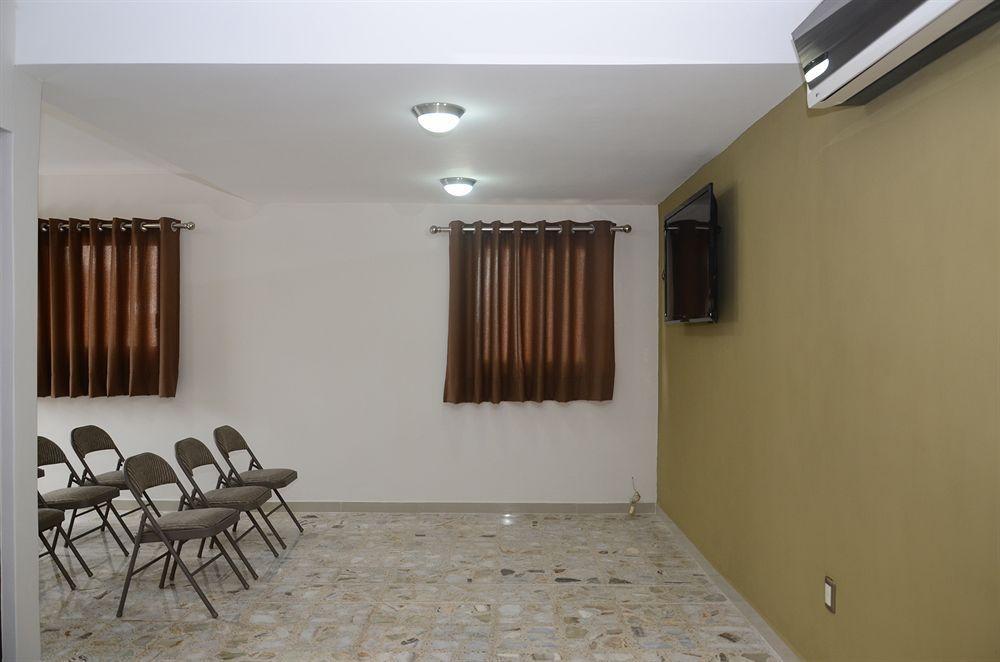 Hotel Delfines - A 2 Calles Del Acuario Veracruz Luaran gambar